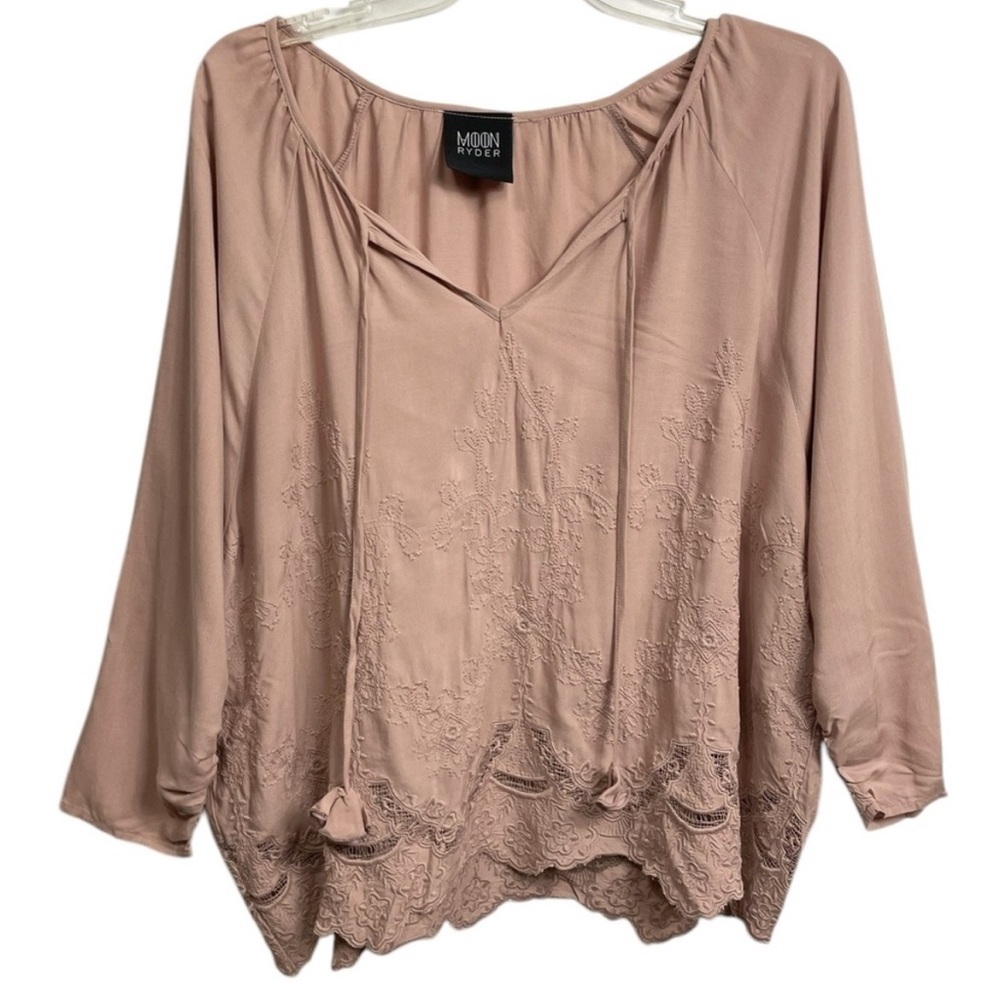 Moon Ryder embroidered Blush Pullover 3/4 Sleeves Woman SZ S/M Top boho …